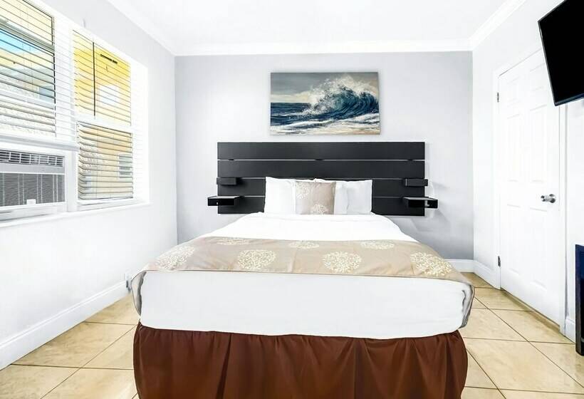 إستوديو قياسى, Hollywood Beach Seaside