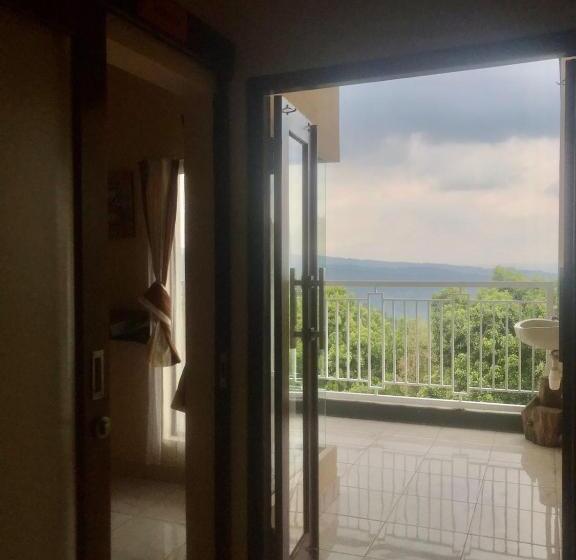 标准间带阳台, Munduk Sena