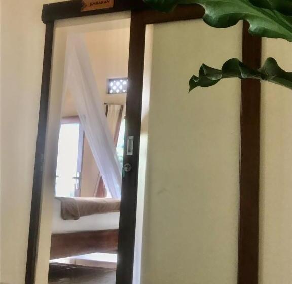 带阳台的豪华间, Munduk Sena