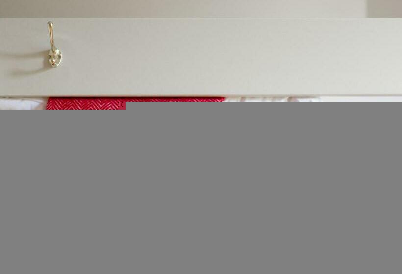 غرفة قياسية سرير بطابقين, Montacute Boutique Bunkhouse