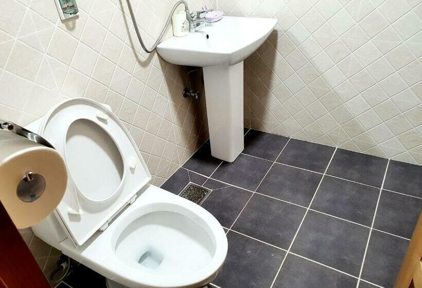 Quarto Familiar, Trip To Gyeongju