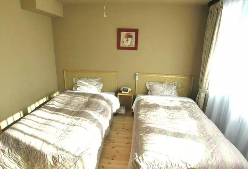 Economy-huone, Minshuku Inn Shirahama Ekinoyado