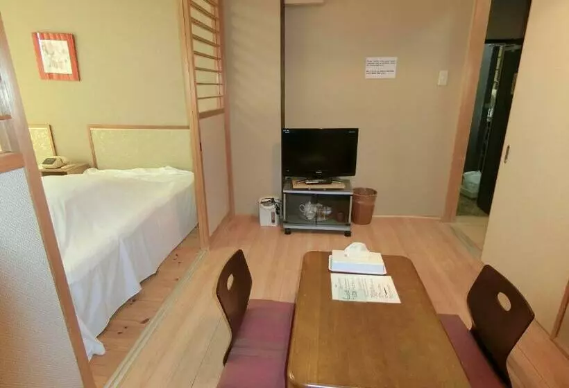 Economy Triple Room, Minshuku Inn Shirahama Ekinoyado
