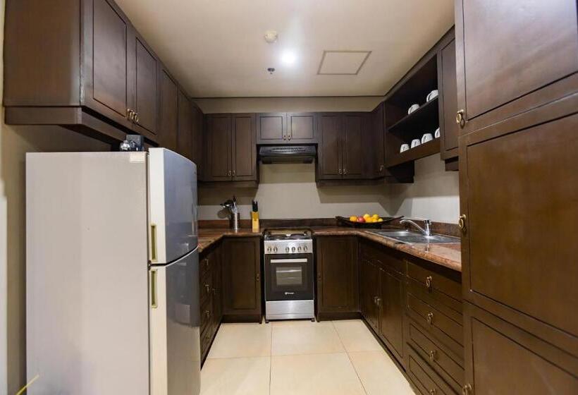 Suite cu Mansardă, Sta. Barbara Residence