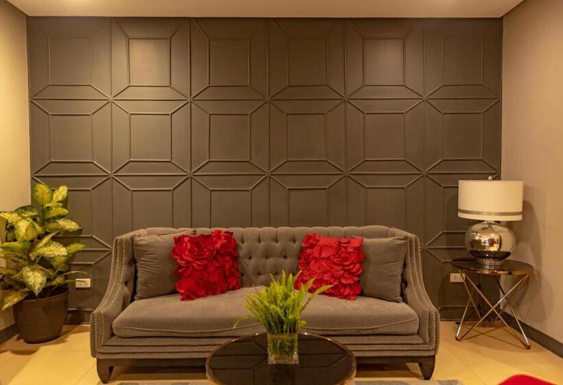 Suite cu Mansardă, Sta. Barbara Residence