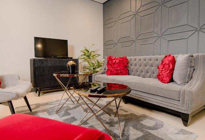 Suite cu Mansardă, Sta. Barbara Residence