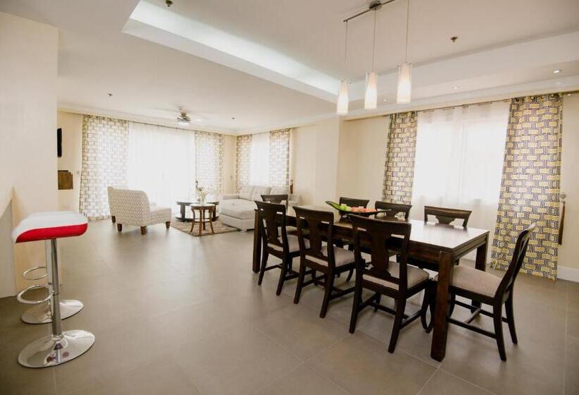 Cameră cu Mansardă, Sta. Barbara Residence