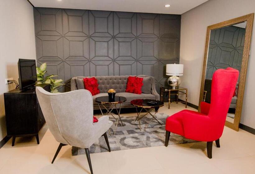 Suite cu Mansardă, Sta. Barbara Residence