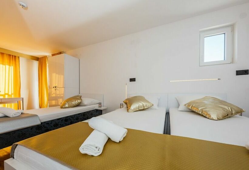 스탠다드 트리플 룸, All Saints B&b Kastela
