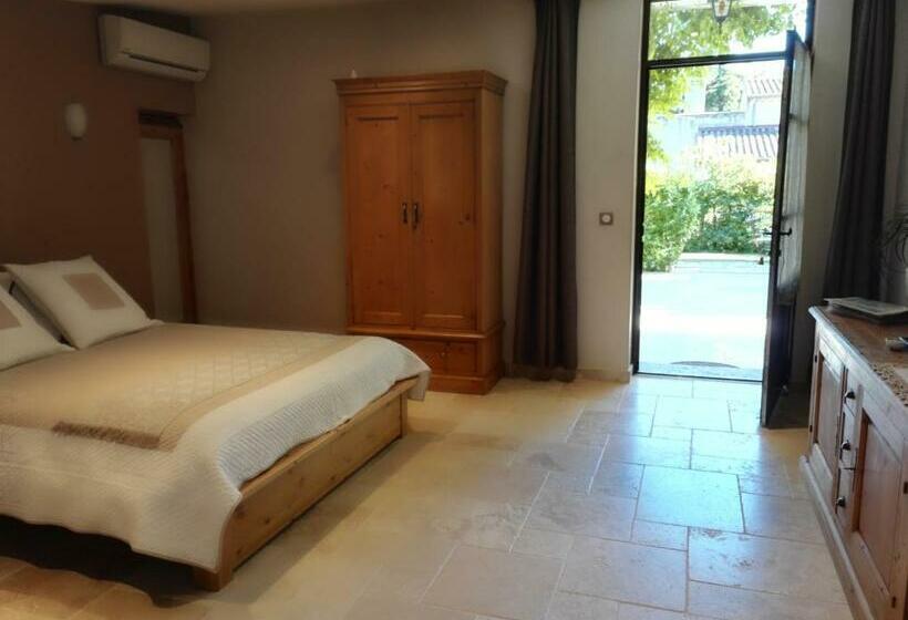 スタンダードルーム, Chambres D Hôtes La Chrysalide