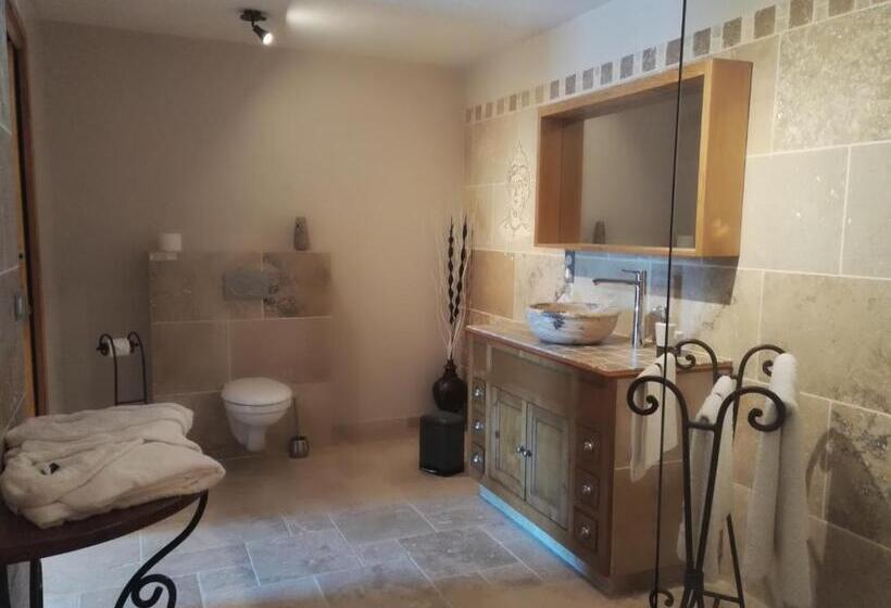 スタンダードルーム, Chambres D Hôtes La Chrysalide