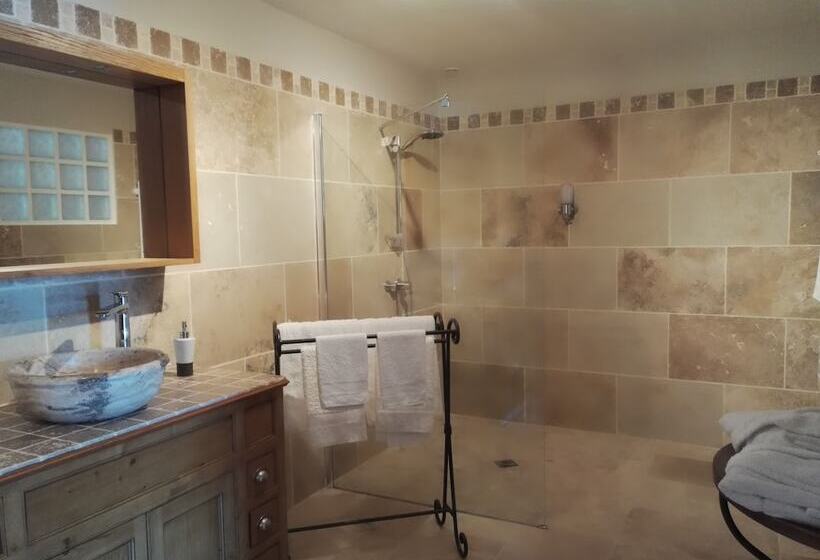 スタンダードルーム, Chambres D Hôtes La Chrysalide