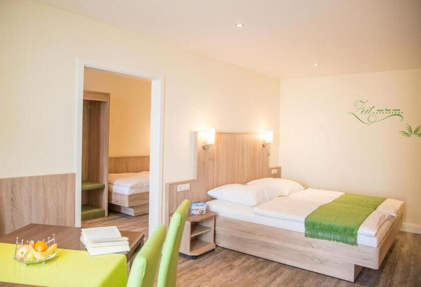 اتاق استاندارد چهار تخته, Dünen Stuuv