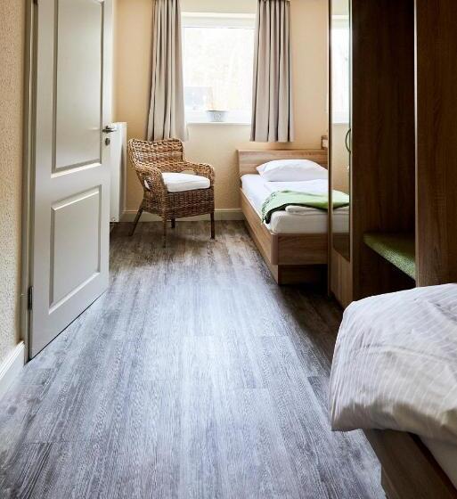 اتاق استاندارد چهار تخته, Dünen Stuuv