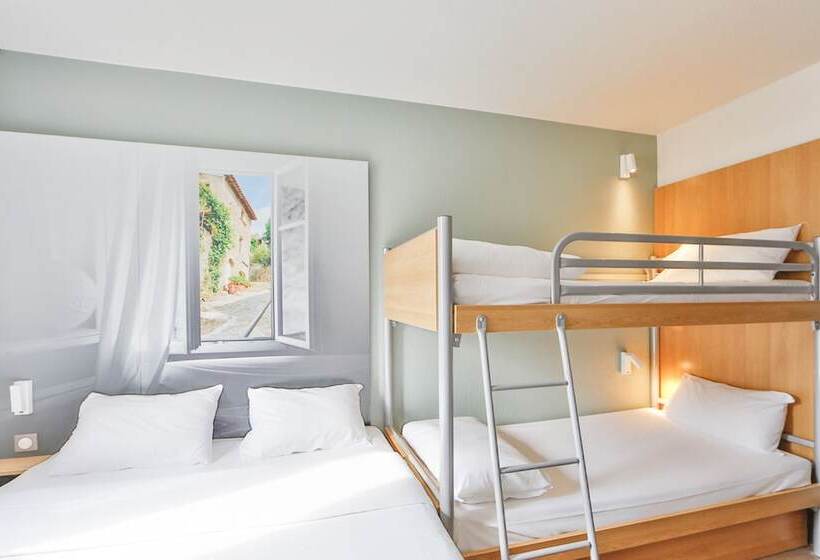 חדר סטנדרט לארבעה, B&b Hotel Montélimar Nord