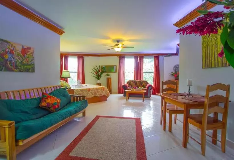 سوییت, Bocawina Rainforest Resort