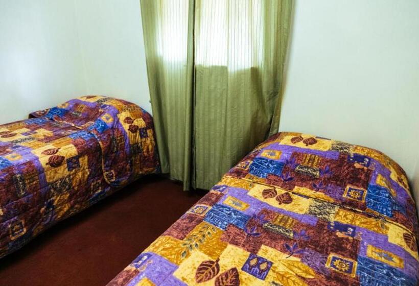 اتاق استاندارد با سرویس بهداشتی مشترک, Broken Hill Tourist Lodge