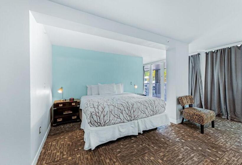 스위트 킹사이즈 침대, Casey Key Resorts  Mainland
