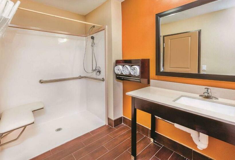 身障者適用スタンダードルーム, La Quinta By Wyndham Cotulla