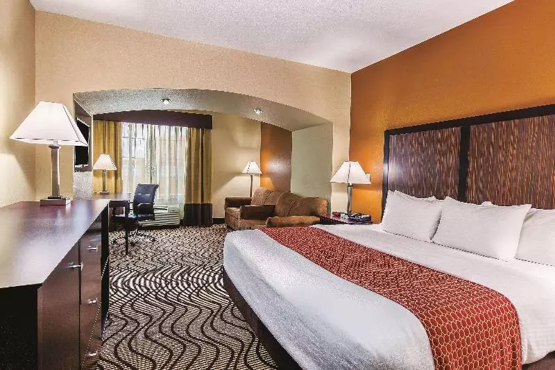 キングサイズベッドのデラックスルーム, La Quinta By Wyndham Cotulla