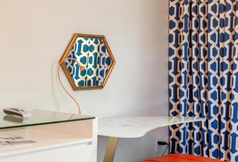 Номер Стандарт Адаптированный для Инвалидов, Oceanside Hotel And Suites