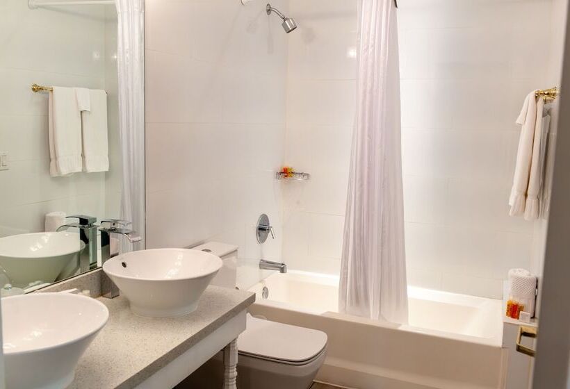 Номер Стандарт, Oceanside Hotel And Suites