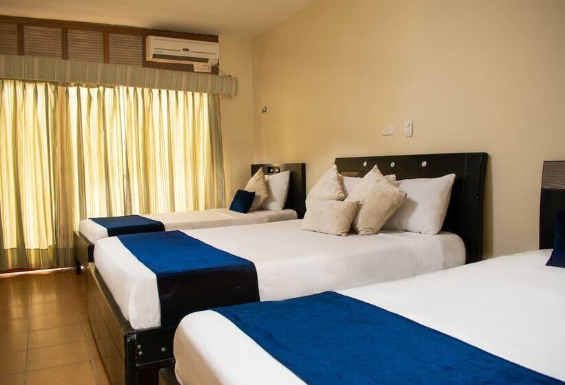 غرفة قياسية ثلاثية, Rodadero Inn By Geh Suites