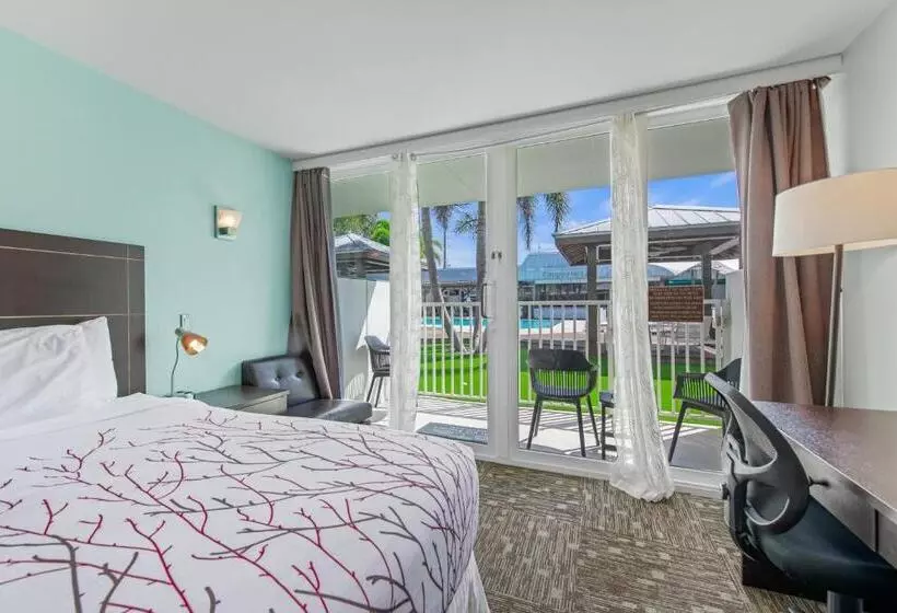キングサイズベッドのスタンダードルーム, Casey Key Resorts  Mainland