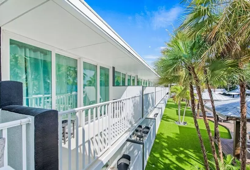 プールビュースタンダードルーム, Casey Key Resorts  Mainland