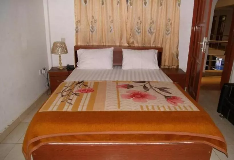 スタンダードシングルルーム, Pemicsa Hotel Accra