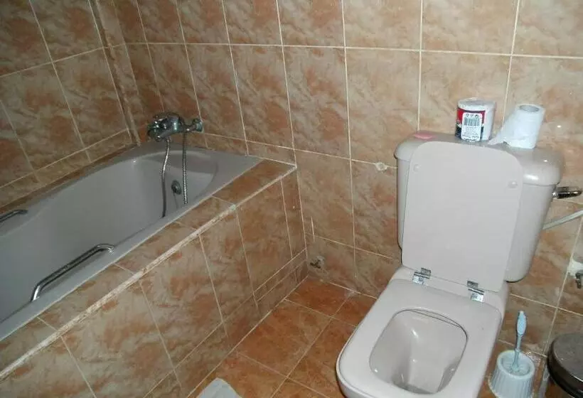 エクゼクティブルーム, Pemicsa Hotel Accra