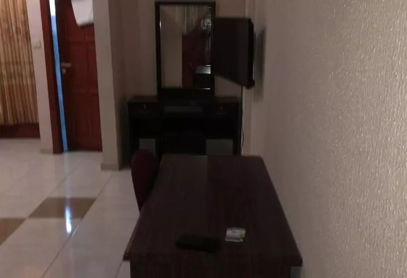 エクゼクティブルーム, Pemicsa Hotel Accra