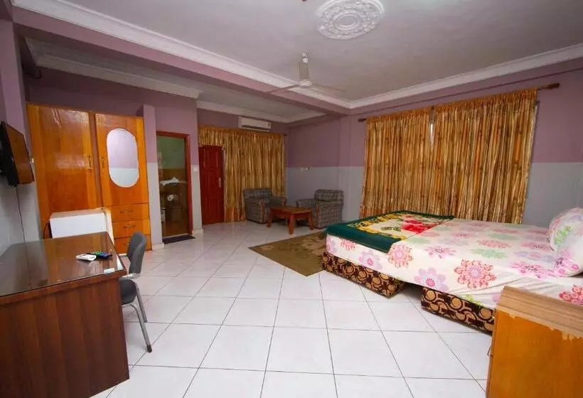 ジュニアスイート, Pemicsa Hotel Accra