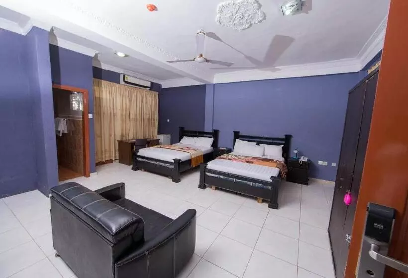ジュニアスイート, Pemicsa Hotel Accra
