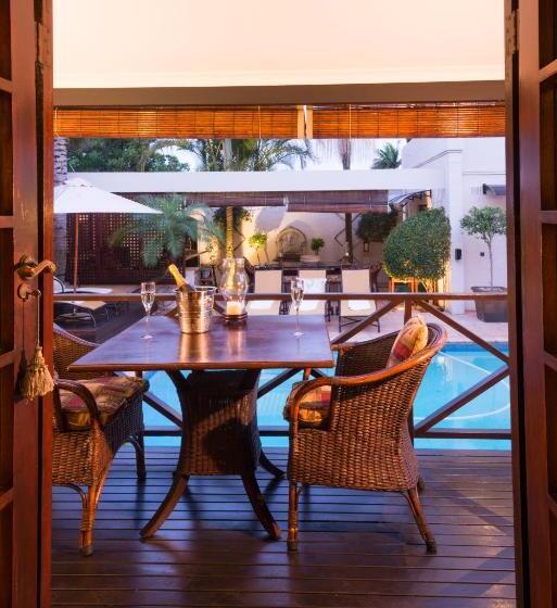 סוויטה, Five Burnham Guest House