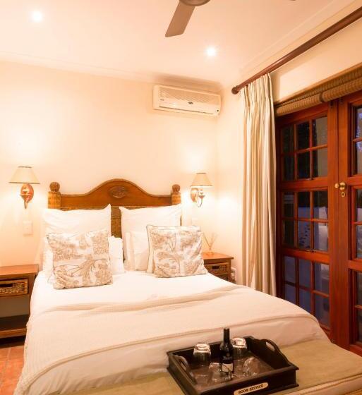 Quarto Estandar, Five Burnham Guest House