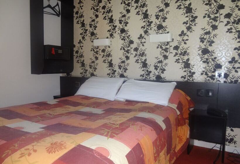 غرفة قياسية, Rev Hotel Coignières