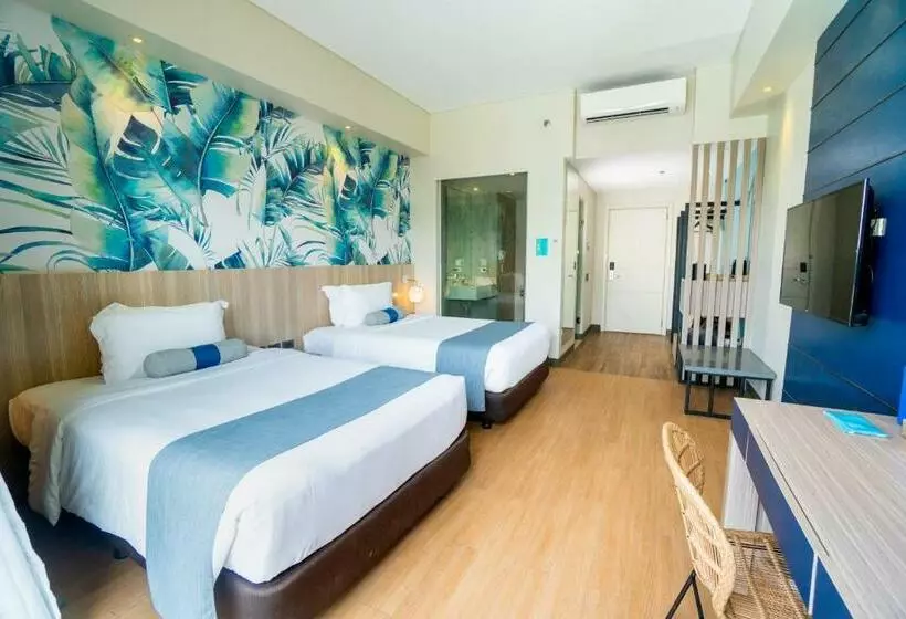 プールビュースタンダードルーム, Solea Palm Resort Mactan