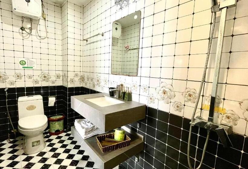 سوییت خانوادگی, Lepont Cat Ba Bungalow