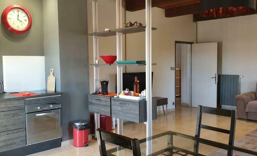 דירת חדר עם טרסה, Villa Solary