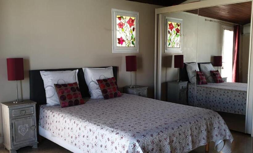 דירת חדר עם טרסה, Villa Solary