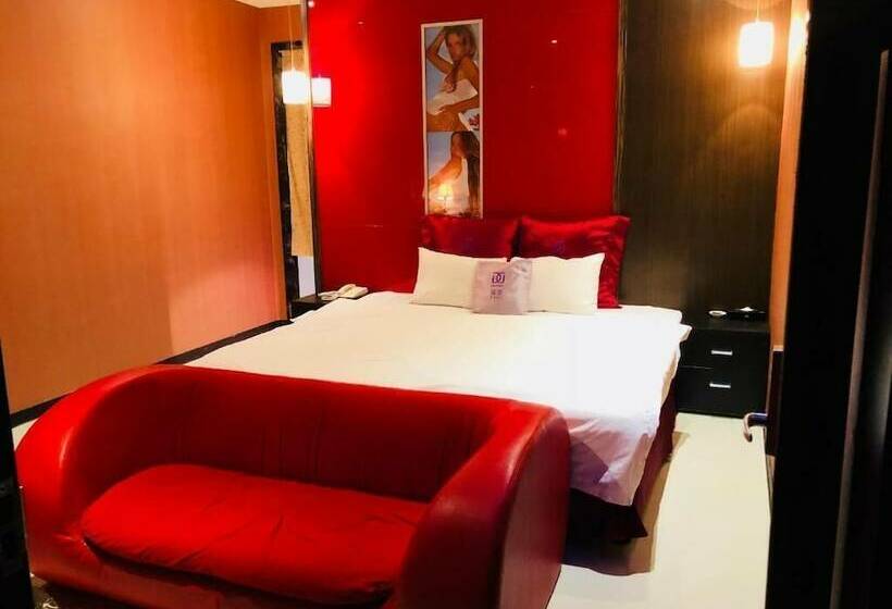 اتاق کلاس بیزنس, Discovery Motel  Zhonghe