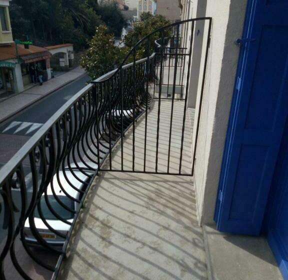 スタンダードルーム, Chambres Rue De La République