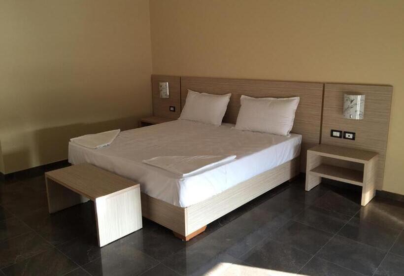 디럭스 룸, Herges