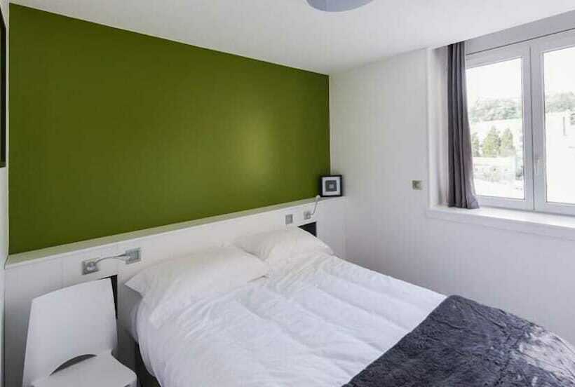 Номер Стандарт Индивидуальный, Hôtel Les Poteaux Carrés