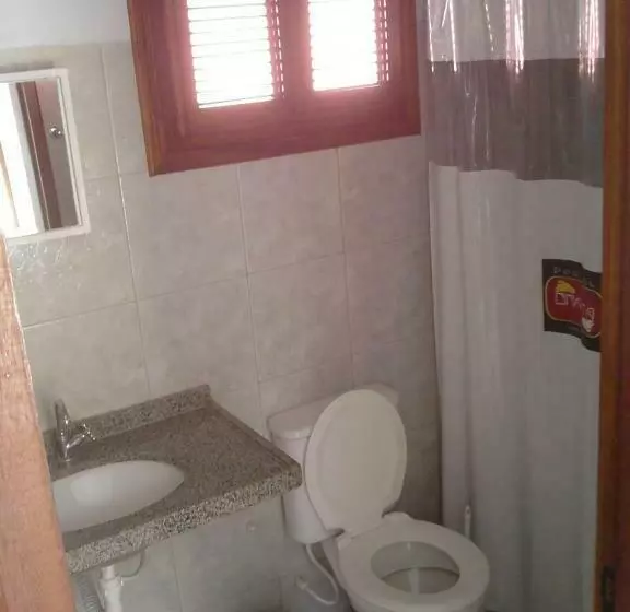 Standard Kolmen Hengen Huone, Pousada Brasita