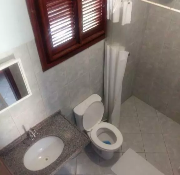 Standard Kolmen Hengen Huone, Pousada Brasita