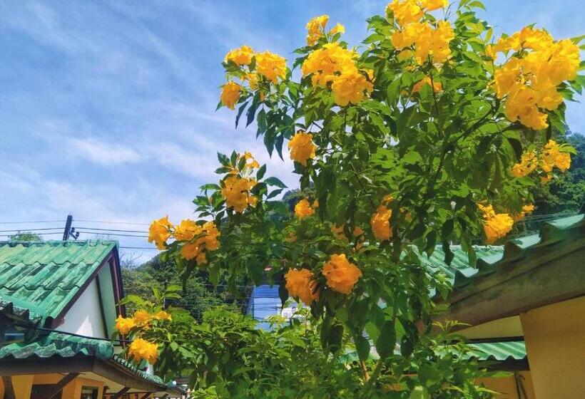 Хижина, Sangtawan Resort