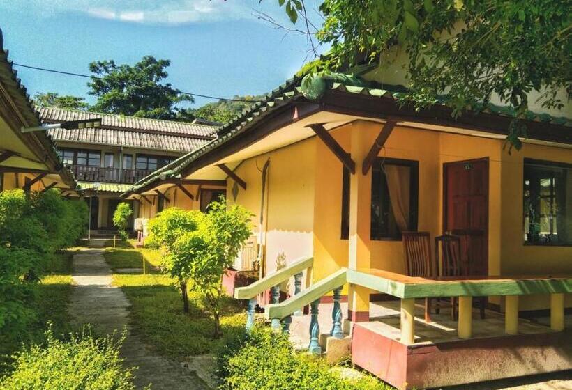 Хижина, Sangtawan Resort