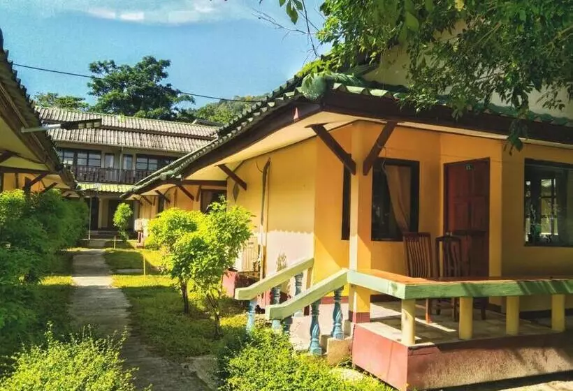 キャビン, Sangtawan Resort